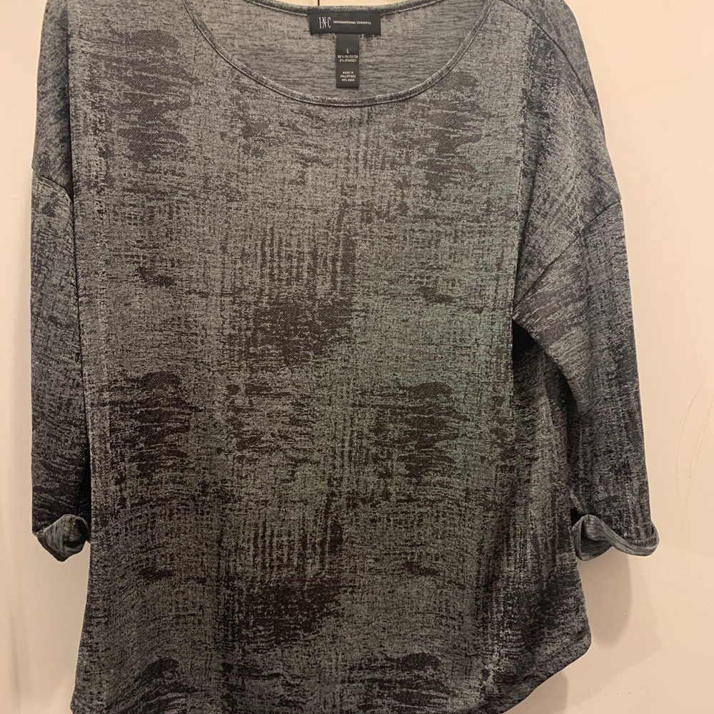 Metallic top